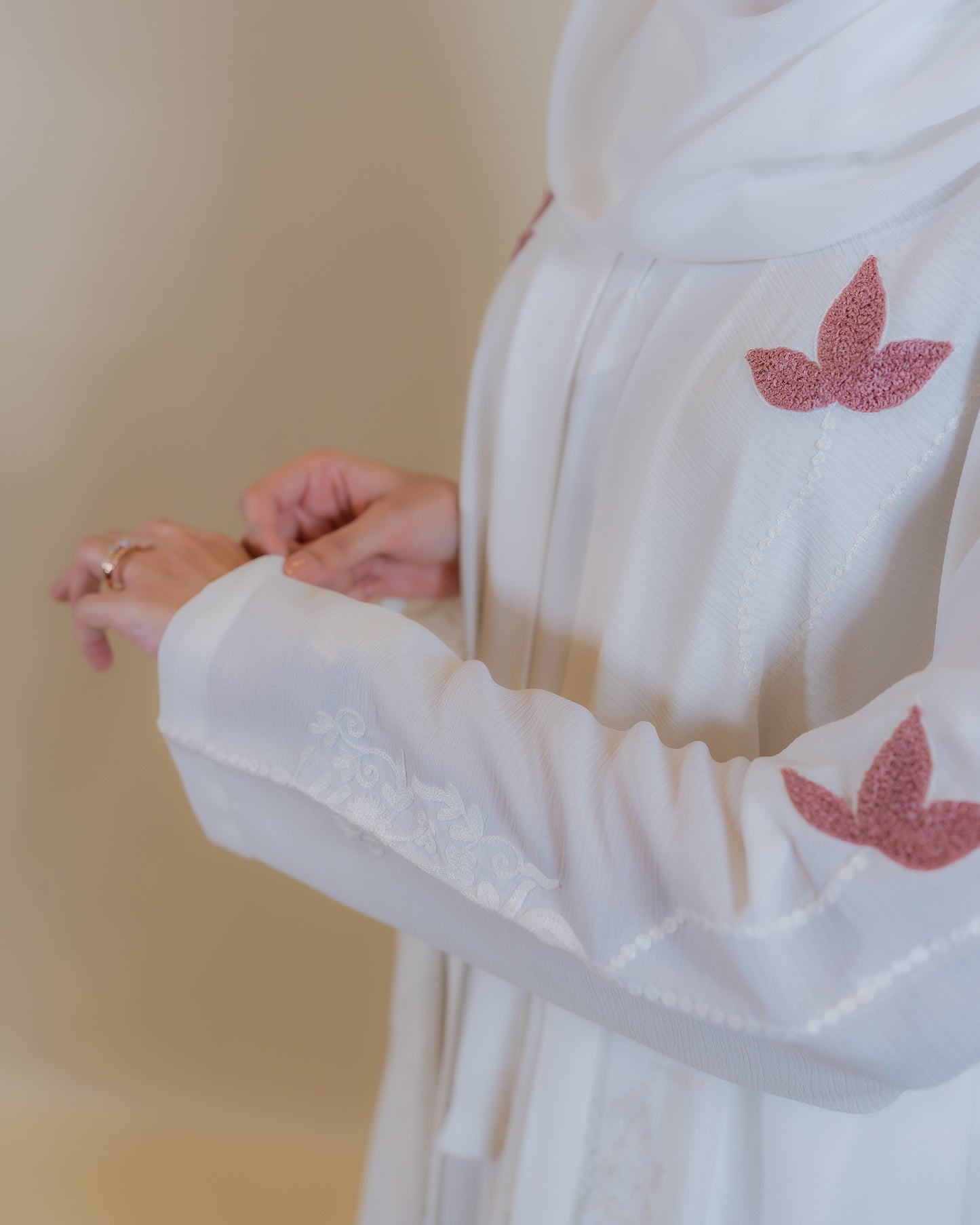 Bare Grace Emroidered Abaya